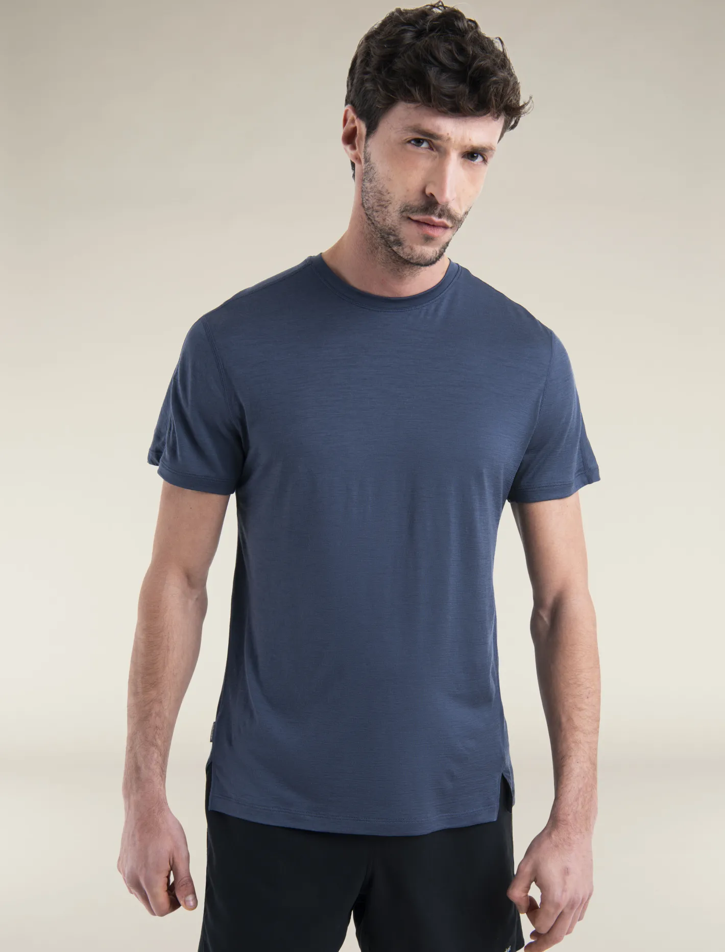 Icebreaker T-shirts^Men's 150 MerinoFine™ Ace Short Sleeve T-Shirt Graphite