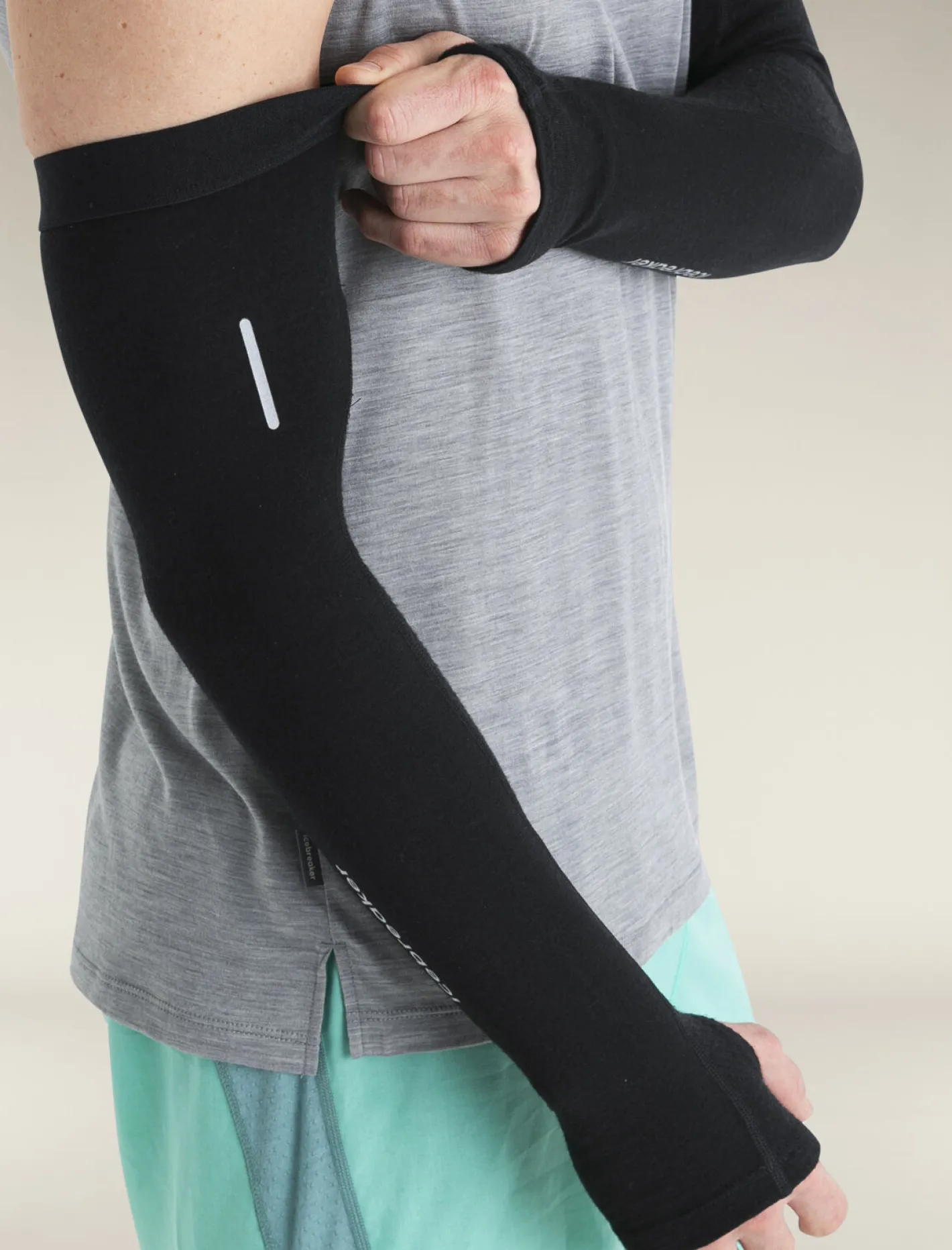 Icebreaker Accessories|Accessories^Unisex Merino 200 ZoneKnit™ Arm Sleeves Black