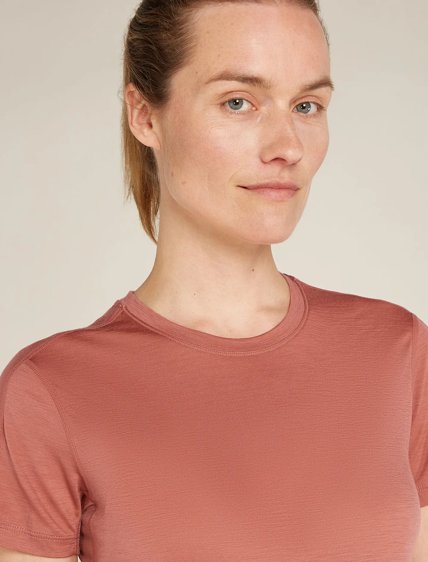 Icebreaker T-shirts & Tanks^Women's 150 MerinoFine™ Ace Short Sleeve T-Shirt CedarWood