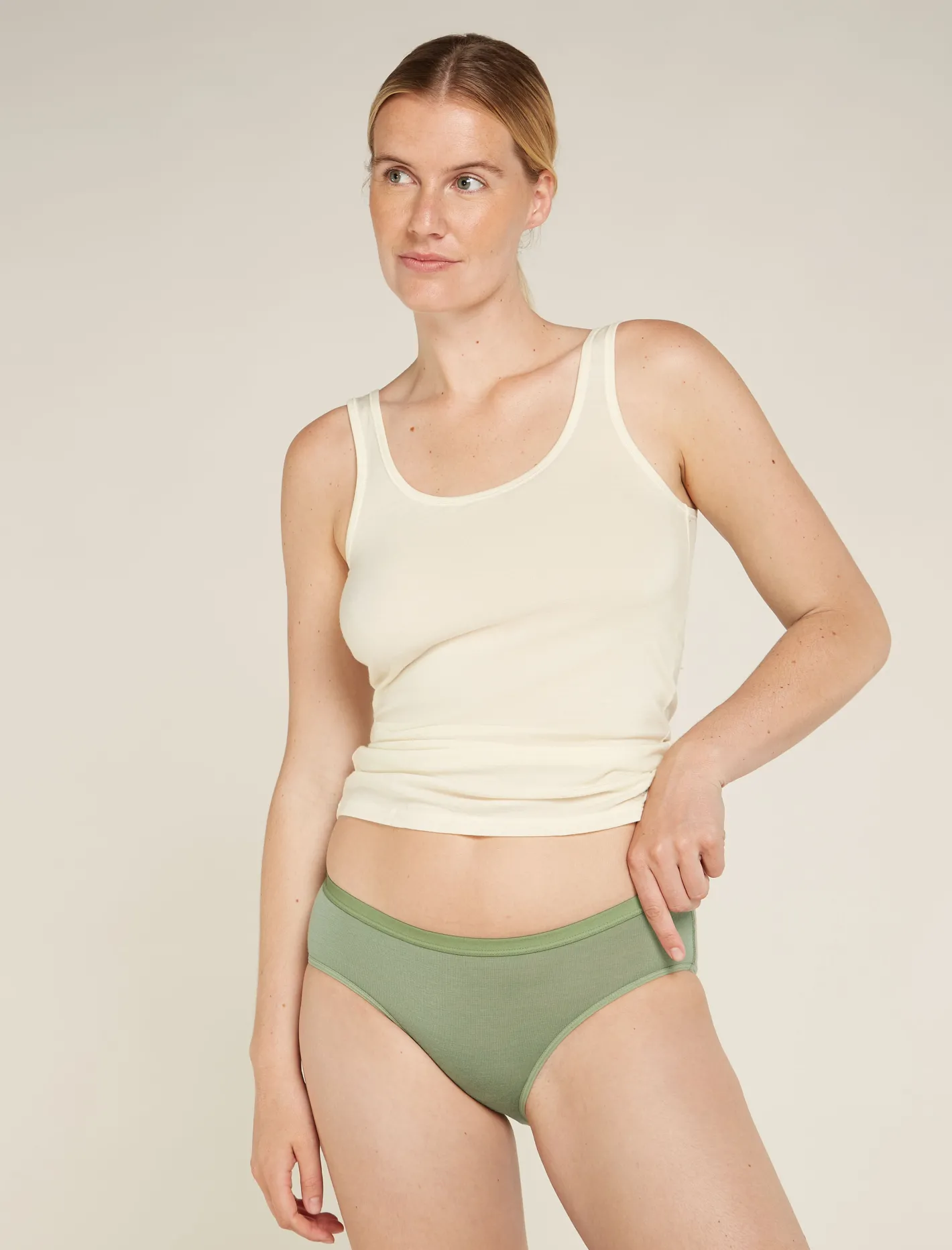 Icebreaker Underwear & Bras^Women's Merino 150 Siren Hipkini Lichen