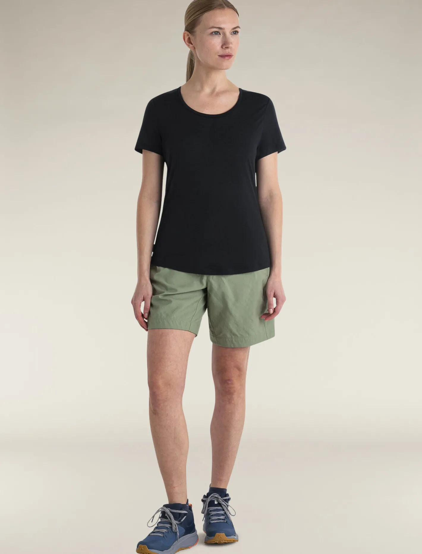 Icebreaker T-shirts & Tanks^Women's Merino Blend 125 Cool-Lite™ Sphere Short Sleeve Scoop T-Shirt Black