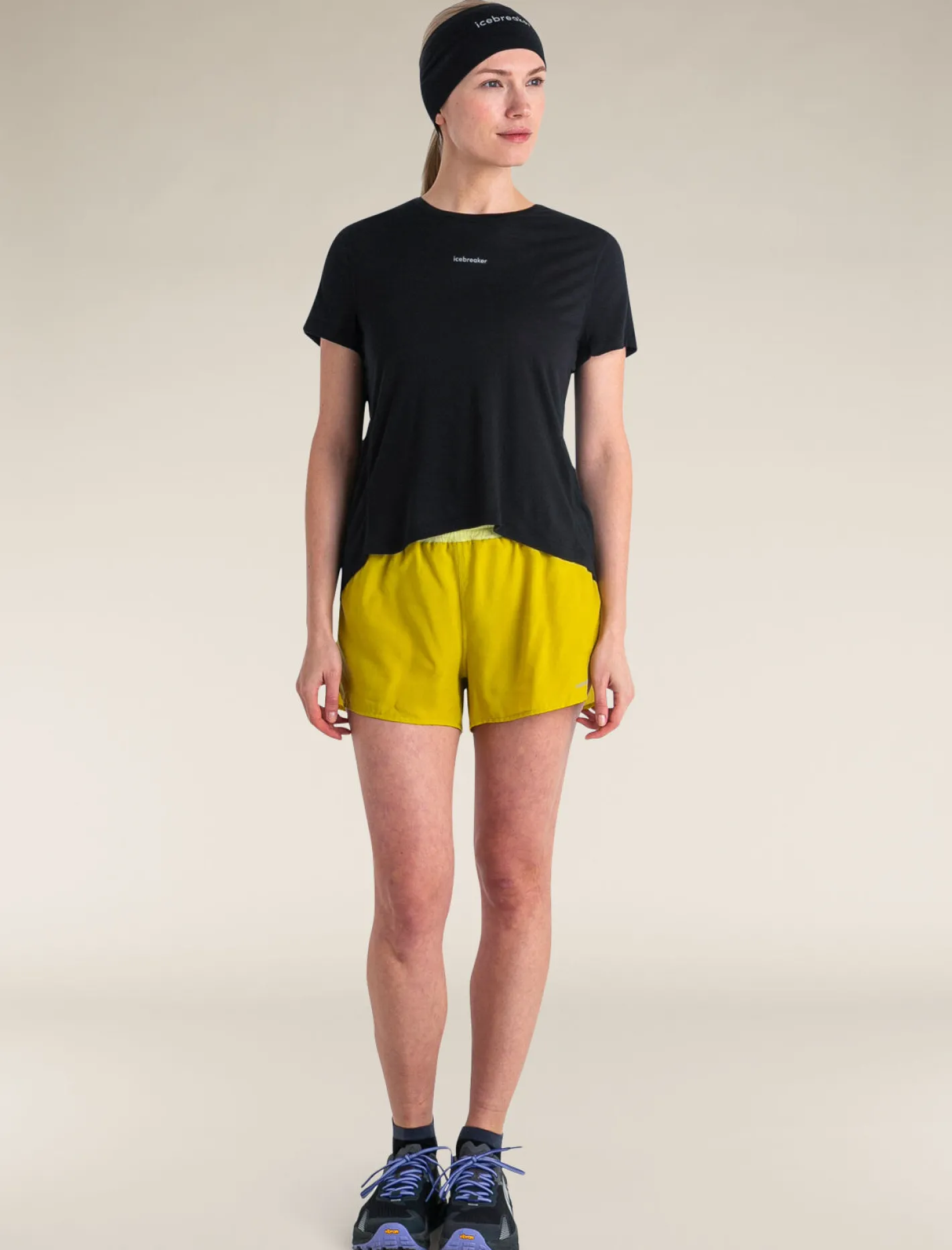 Icebreaker T-shirts & Tanks^Women's Merino Blend 125 Cool-Lite™ Speed Short Sleeve Slit Back T-Shirt Black