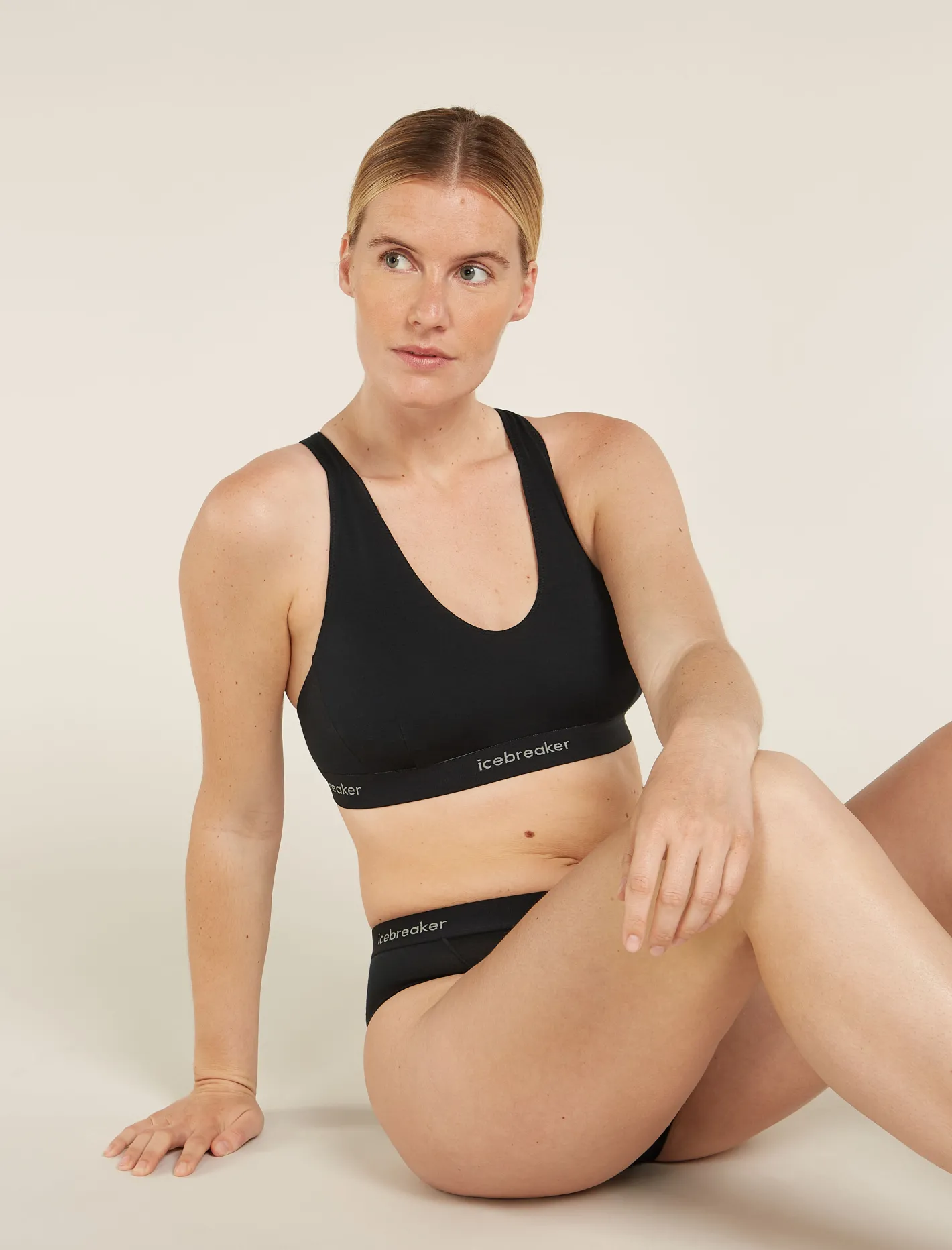 Icebreaker Underwear & Bras^Women's Merino Blend 125 Cool-Lite™ Sprite Racerback Bra Black