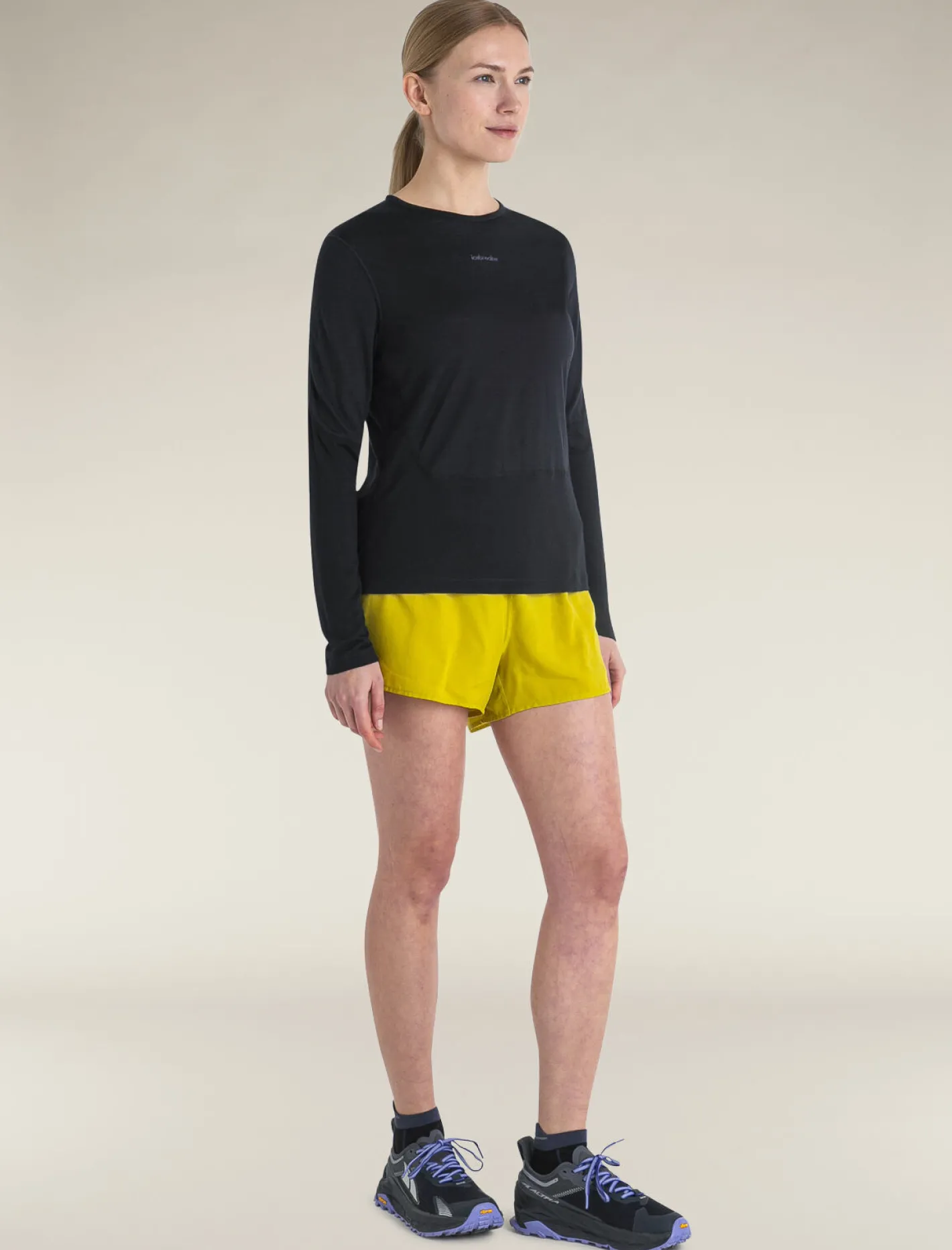 Icebreaker T-shirts & Tanks^Women's Merino Blend 125 ZoneKnit™ Energy Wind Long Sleeve T-Shirt Black